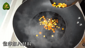 034532b5s8n8s5mshi9kem.gif