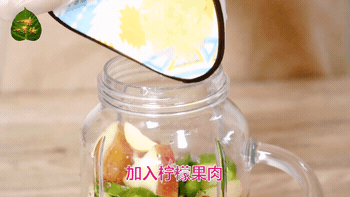 044006ewm9ymxyiymy4wc7.gif