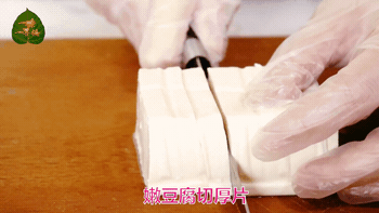 052539y4nx9zn1cql47wxw.gif