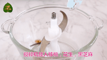052606tdxujlxaugnxgfad.gif