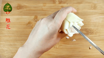 103031yhga1lrq2mrh9q2z.gif