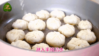 080522x369m0ca03y9zu53.gif
