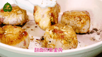 085725fq5ndhzza2zvc71a.gif